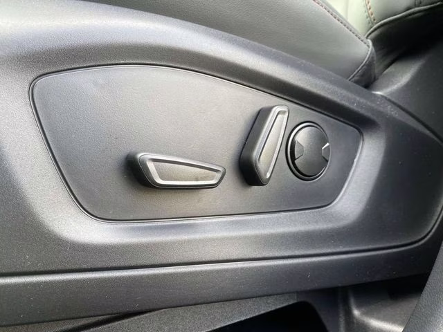 2026 Gray Metallic Ford Explorer Active 4X4 SUV