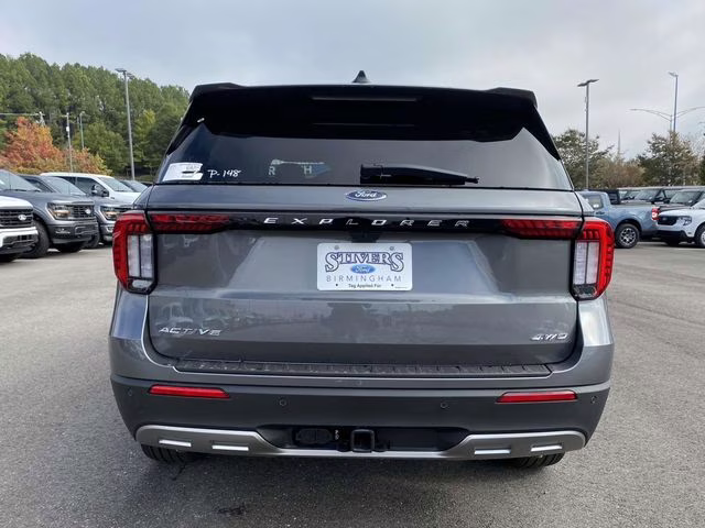 2026 Gray Metallic Ford Explorer Active 4X4 SUV