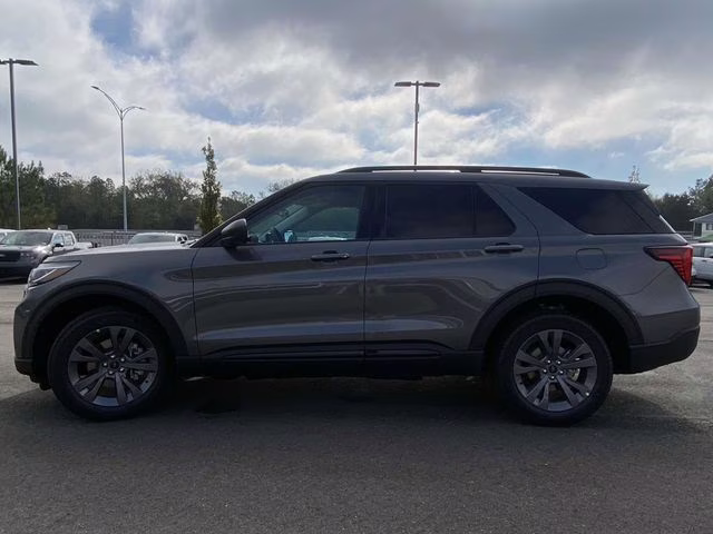 2026 Gray Metallic Ford Explorer Active 4X4 SUV