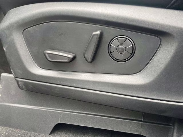 2026 White Metallic Ford Explorer ST 4X4 SUV