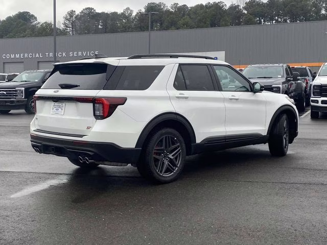 2026 White Metallic Ford Explorer ST 4X4 SUV
