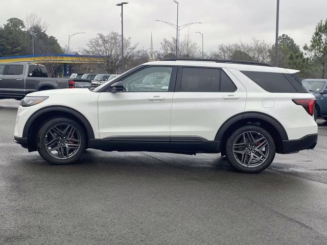 2026 White Metallic Ford Explorer ST 4X4 SUV