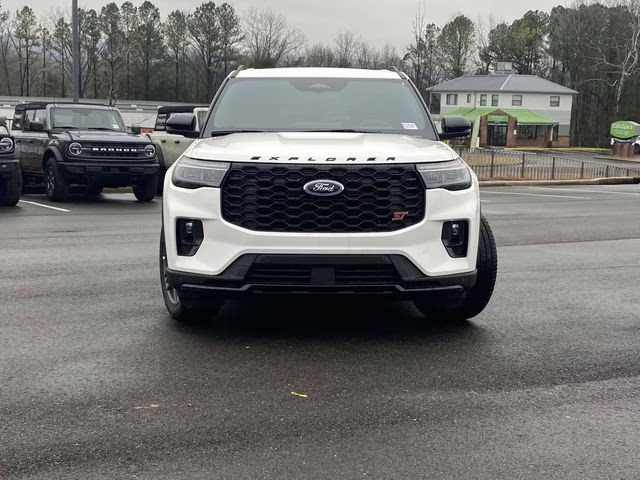 2026 White Metallic Ford Explorer ST 4X4 SUV