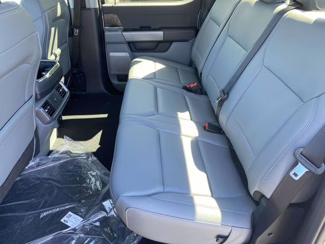 2025 Space White Metallic Ford F-150 Lightning Flash AWD Truck