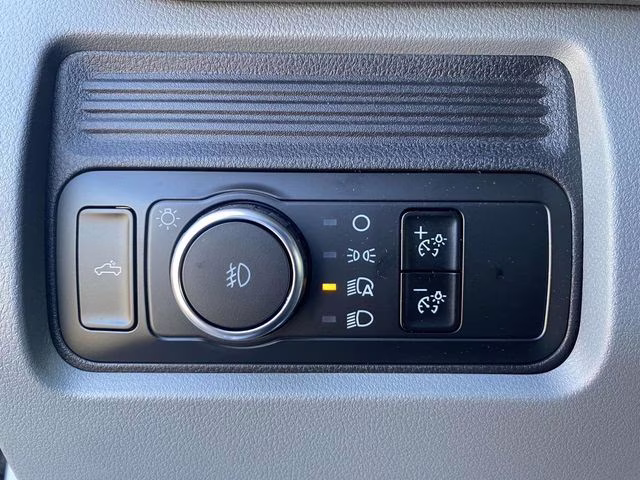 2026 Avalanche Ford Super Duty F-250 SRW XL 4X4 Truck