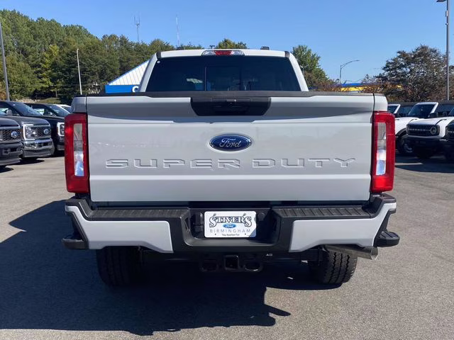 2026 Avalanche Ford Super Duty F-250 SRW XL 4X4 Truck