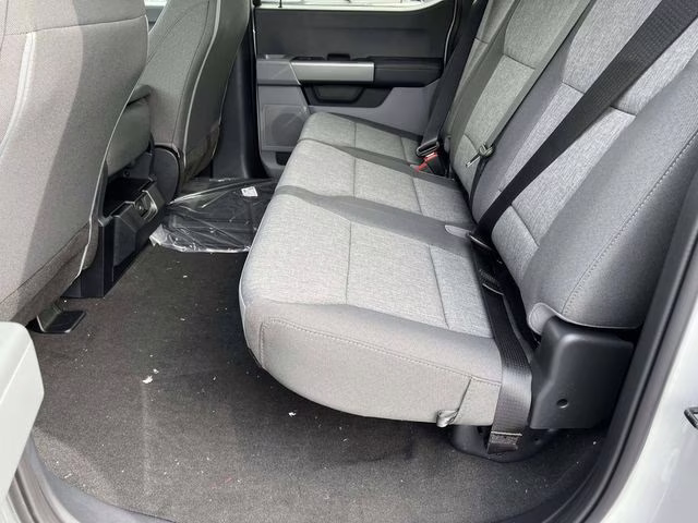 2026 Avalanche Ford Super Duty F-250 SRW XL 4X4 Truck