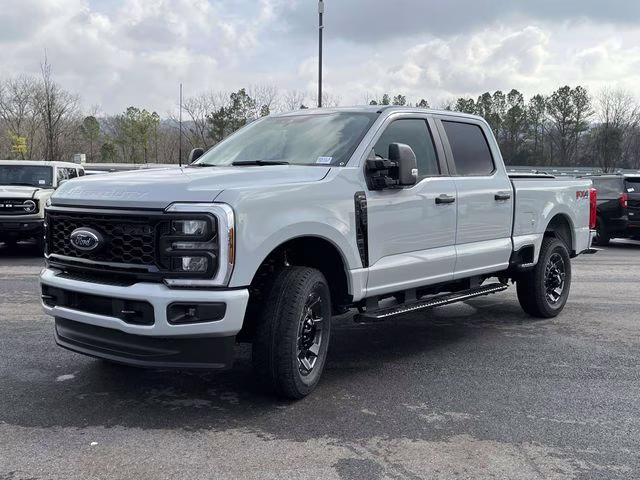 2026 Avalanche Ford Super Duty F-250 SRW XL 4X4 Truck