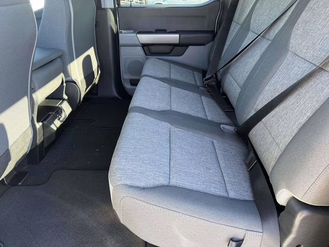 2026 Avalanche Ford Super Duty F-250 SRW XL 4X4 Truck