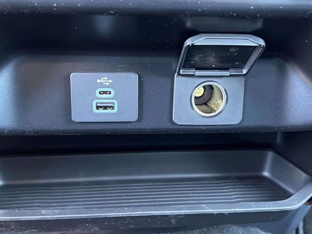 2026 Avalanche Ford Super Duty F-250 SRW XL 4X4 Truck