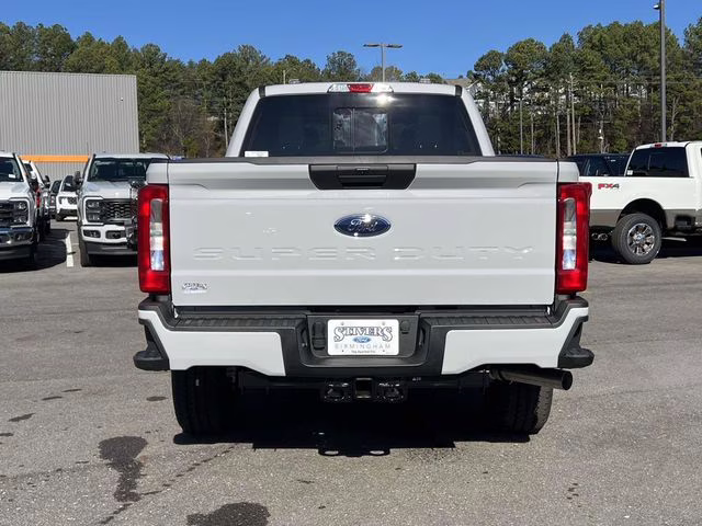 2026 Avalanche Ford Super Duty F-250 SRW XL 4X4 Truck
