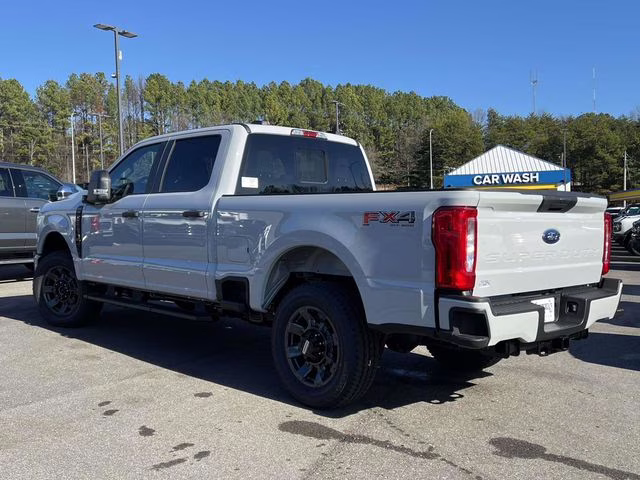2026 Avalanche Ford Super Duty F-250 SRW XL 4X4 Truck