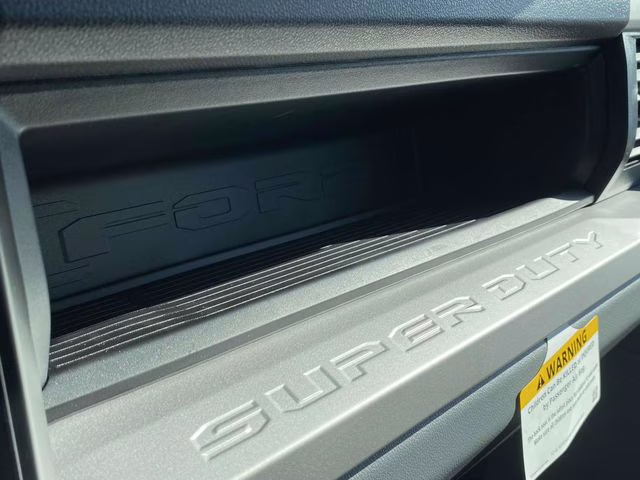 2026 Oxford White Ford Super Duty F-250 SRW XL RWD Truck