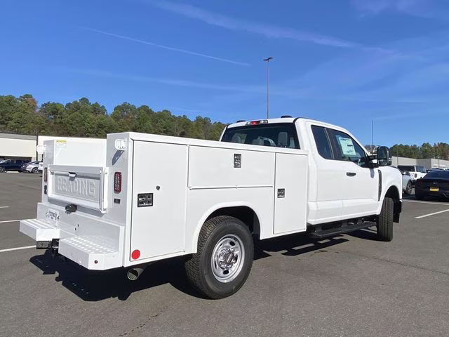 2026 Oxford White Ford Super Duty F-250 SRW XL RWD Truck