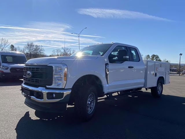 2026 Oxford White Ford Super Duty F-250 SRW XL RWD Truck