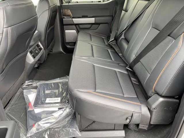 2026 Glacier Gray Metallic Tri-Coat Ford Super Duty F-250 SRW Lariat 4X4 Truck