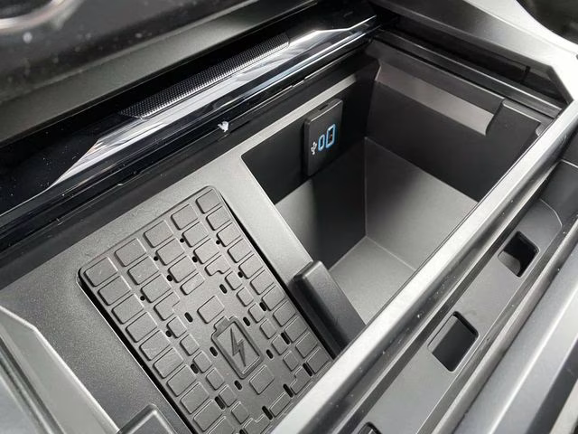 2026 Glacier Gray Metallic Tri-Coat Ford Super Duty F-250 SRW Lariat 4X4 Truck