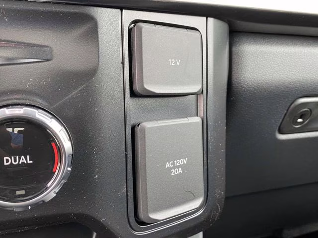 2026 Glacier Gray Metallic Tri-Coat Ford Super Duty F-250 SRW Lariat 4X4 Truck