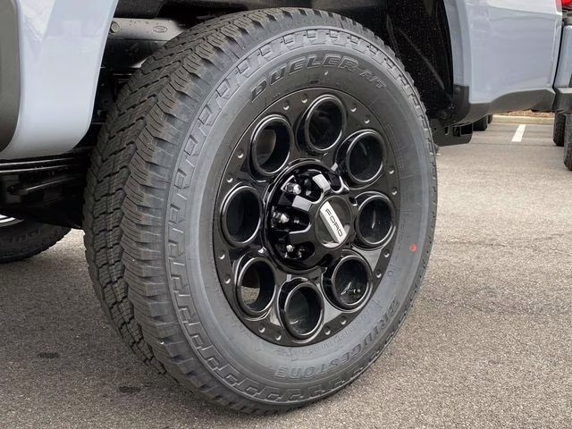 2026 Glacier Gray Metallic Tri-Coat Ford Super Duty F-250 SRW Lariat 4X4 Truck