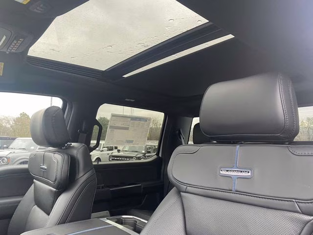 2026 Star White Metallic Tri-Coat Ford Super Duty F-250 SRW Platinum 4X4 Truck