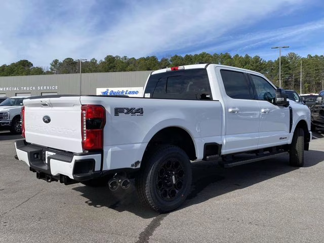 2026 Oxford White Ford Super Duty F-250 SRW Lariat 4X4 Truck