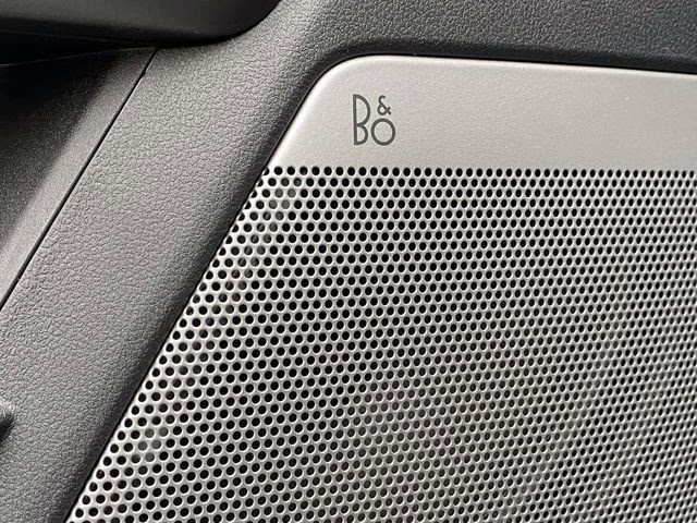 2026 Avalanche Ford Super Duty F-250 SRW Lariat 4X4 Truck