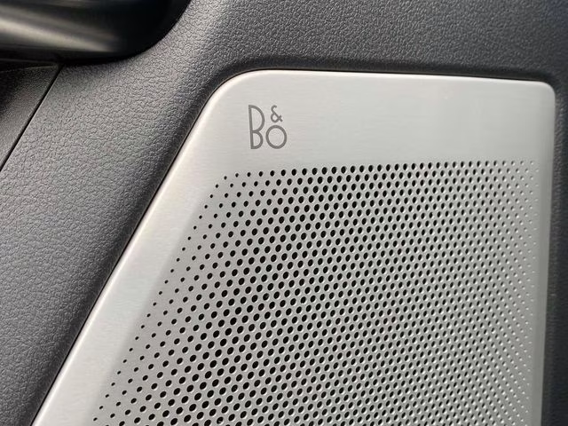 2026 Star White Metallic Tri-Coat Ford Super Duty F-250 SRW Platinum 4X4 Truck