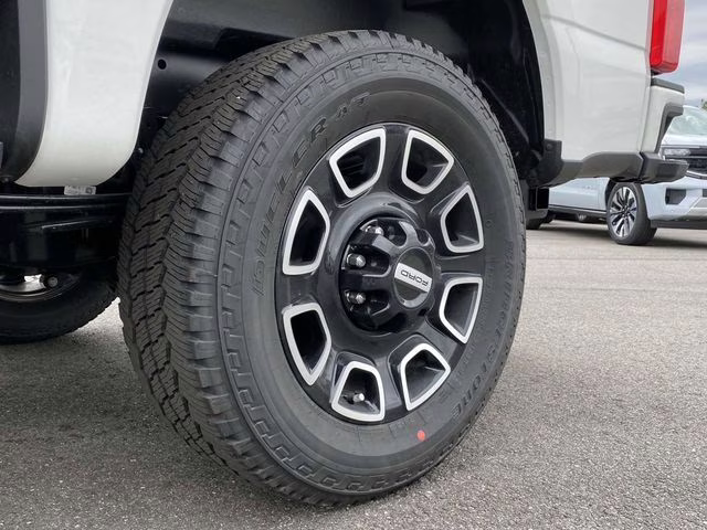 2026 Star White Metallic Tri-Coat Ford Super Duty F-250 SRW Platinum 4X4 Truck