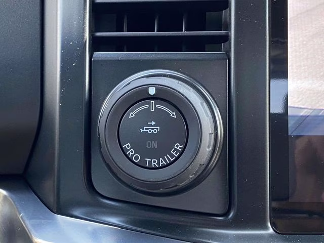 2025 Black Metallic Ford Super Duty F-350 SRW King Ranch 4X4 Truck