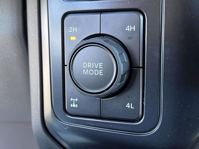 2026 Oxford White Ford Super Duty F-350 SRW XL 4X4 Truck