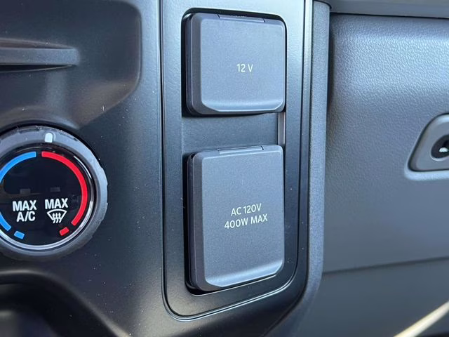 2026 Oxford White Ford Super Duty F-350 SRW XL 4X4 Truck