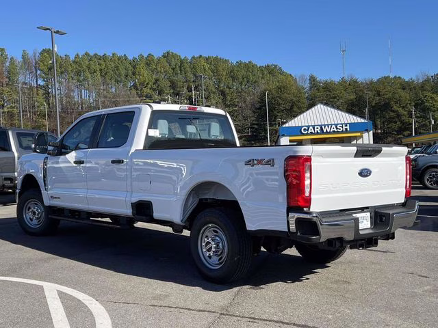 2026 Oxford White Ford Super Duty F-350 SRW XL 4X4 Truck