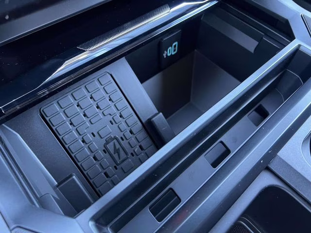 2026 Avalanche Ford Super Duty F-350 SRW Lariat 4X4 Truck