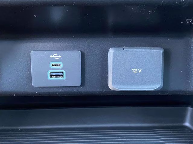 2026 Oxford White Ford Super Duty F-350 DRW XL 4X4 Truck