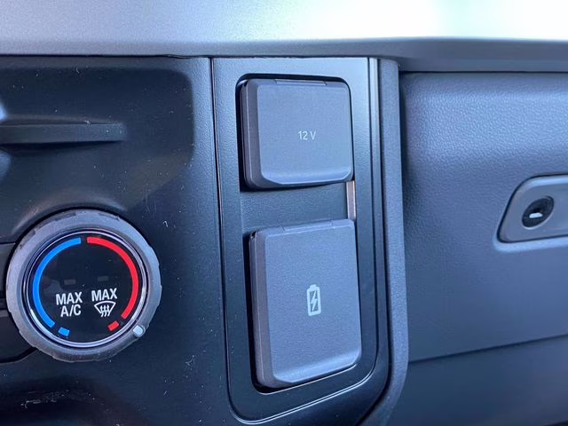 2026 Oxford White Ford Super Duty F-350 DRW XL 4X4 Truck