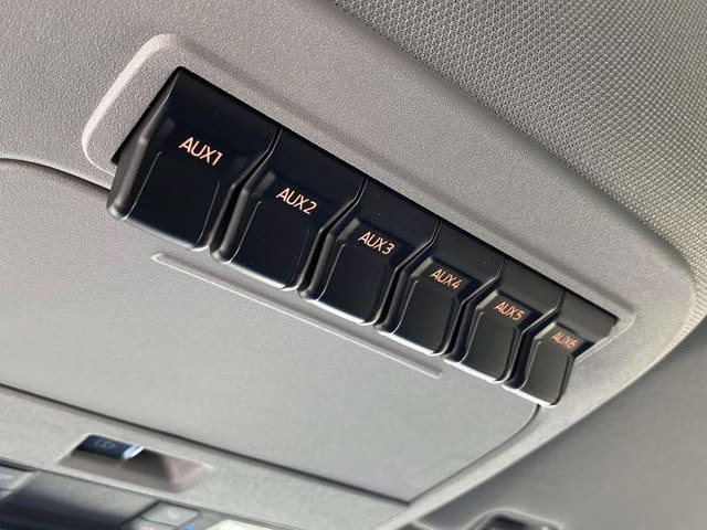 2026 Oxford White Ford Super Duty F-350 DRW XL 4X4 Truck