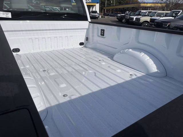 2026 Oxford White Ford Super Duty F-250 SRW XL RWD Truck