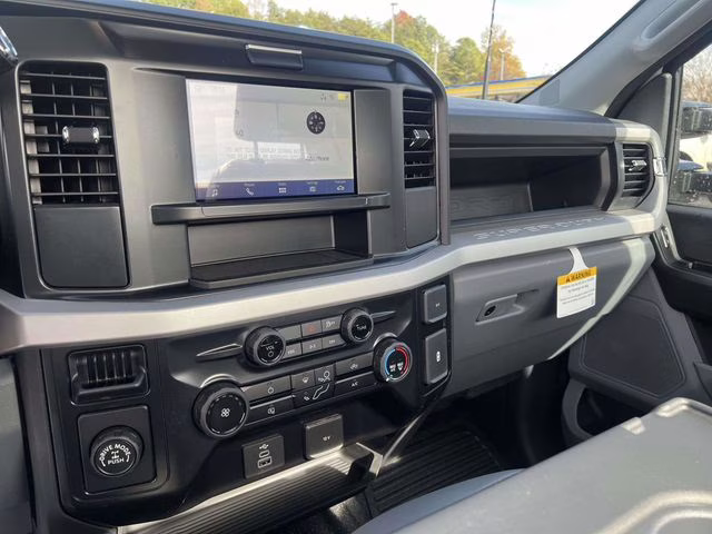 2026 Oxford White Ford Super Duty F-250 SRW XL RWD Truck