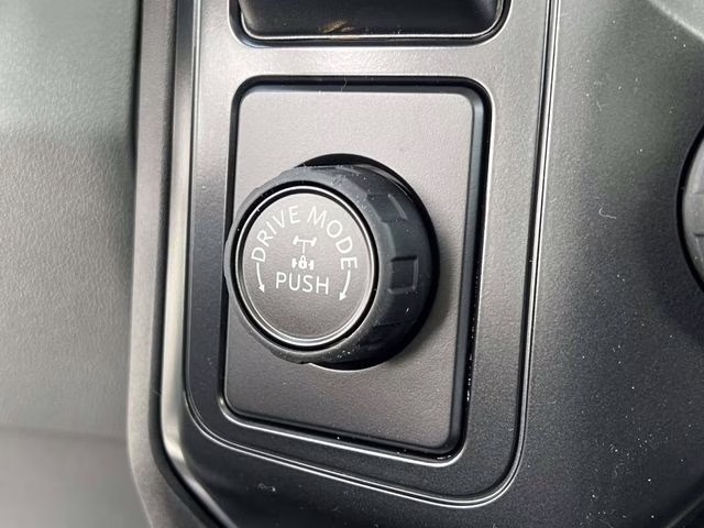 2026 Oxford White Ford Super Duty F-250 SRW XL RWD Truck