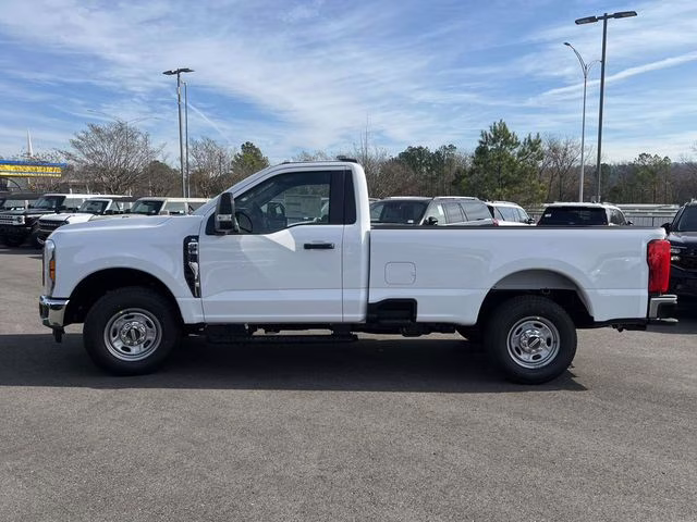 2026 Oxford White Ford Super Duty F-250 SRW XL RWD Truck