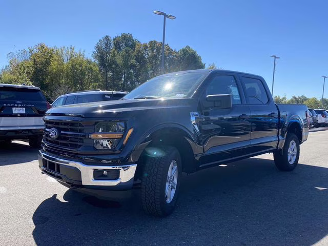 2025 Black Metallic Ford F-150 XLT 4X4 Truck