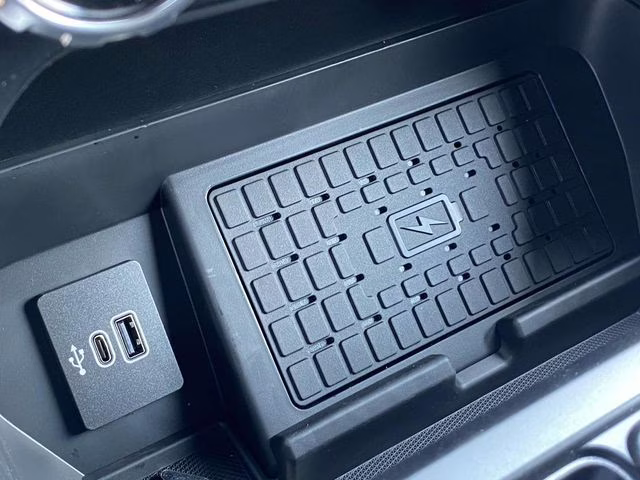 2025 Agate Black Metallic Ford F-150 XLT 4X4 Truck