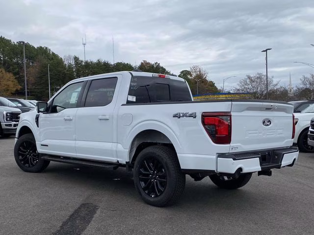 2025 Oxford White Ford F-150 XLT 4X4 Truck