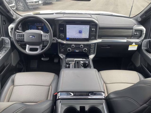 2025 White Metallic Ford F-150 Lariat 4X4 Truck