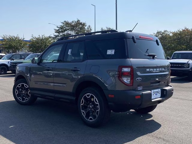 2025 Carbonized Gray Metallic Ford Bronco Sport Outer Banks 4X4 SUV