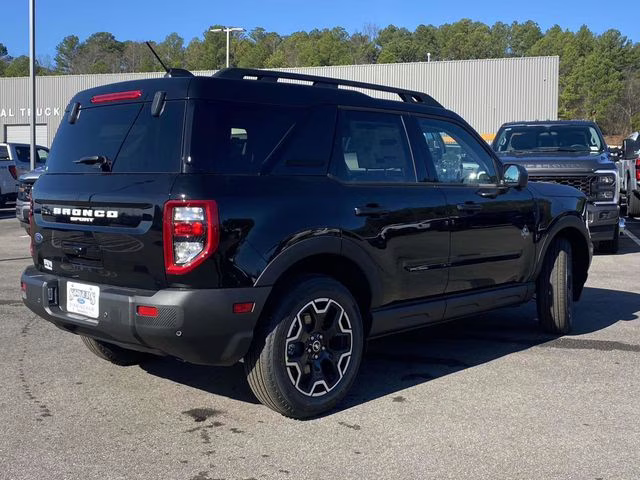 2025 Shadow Black Ford Bronco Sport Outer Banks 4X4 SUV