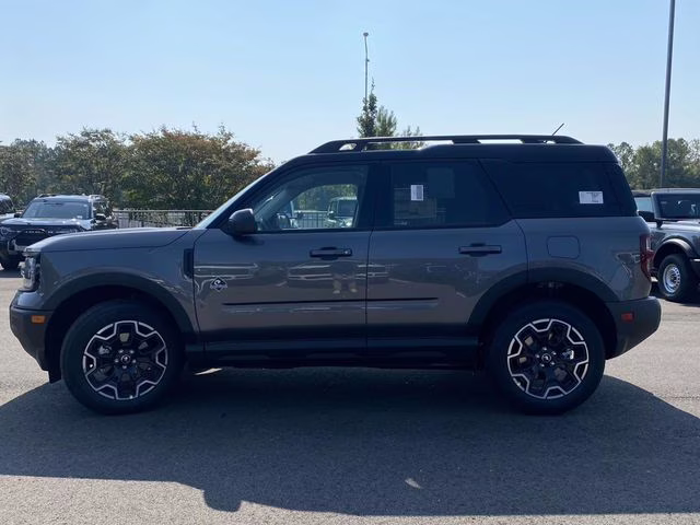 2025 Gray Metallic Ford Bronco Sport Outer Banks 4X4 SUV