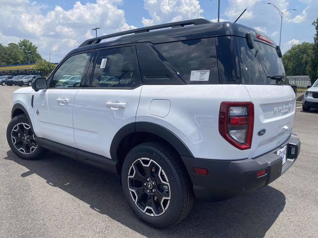 2025 Oxford White Ford Bronco Sport Outer Banks 4X4 SUV