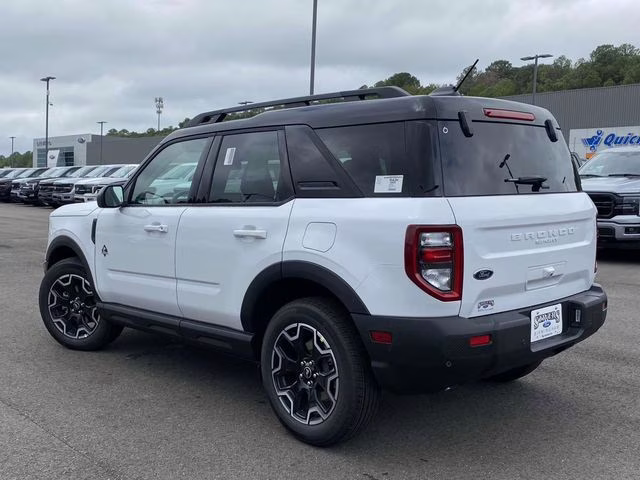 2025 Oxford White Ford Bronco Sport Outer Banks 4X4 SUV