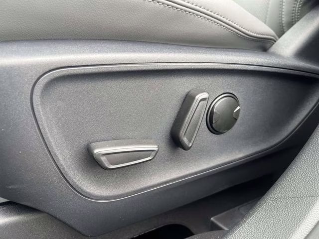 2025 Oxford White Ford Bronco Sport Badlands 4X4 SUV